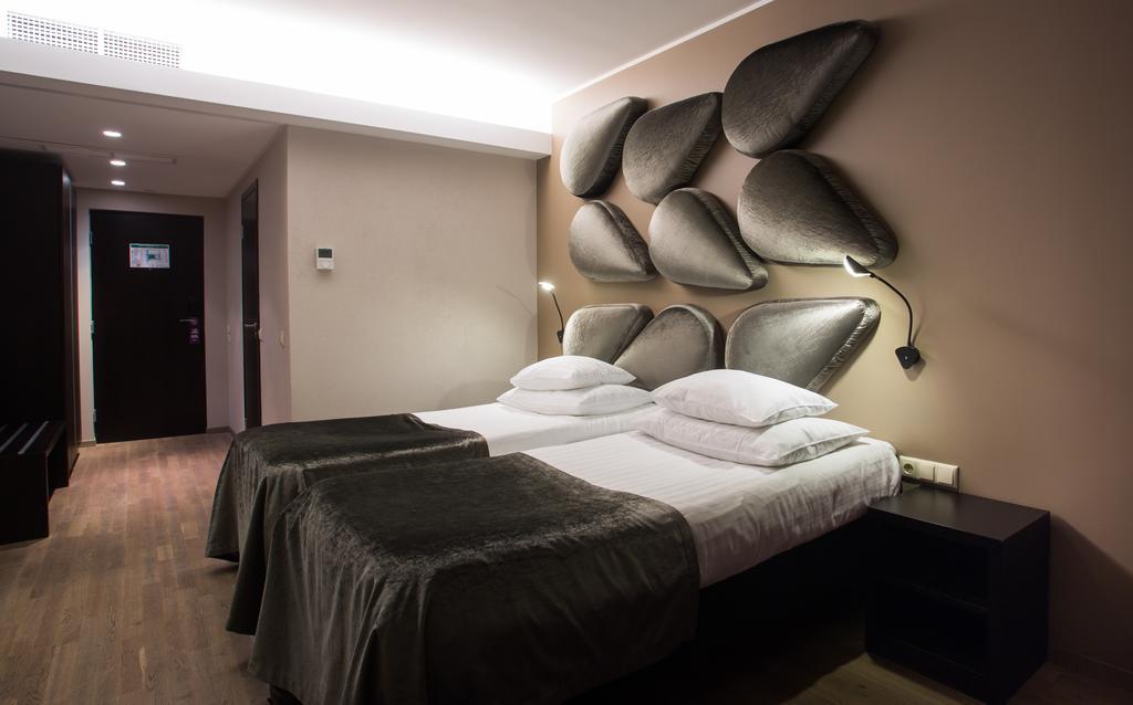 Aqva Hotel & Spa Rakvere Exterior foto